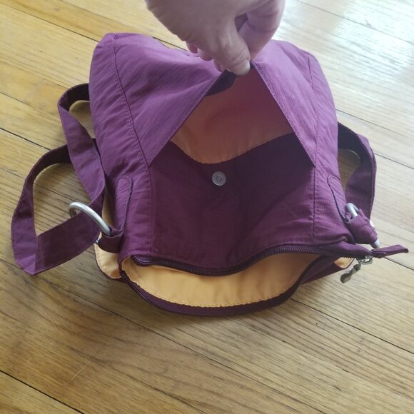 Baggalini Crossbody Shoulder Bag Purse - Picture 4 of 7